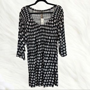 PENNINGTONS super cute top. Light & comfy.